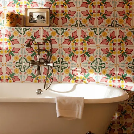 מלון Saint-georges Relais & Chateaux מגב