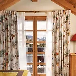 Saint-georges Relais & Chateaux 5*